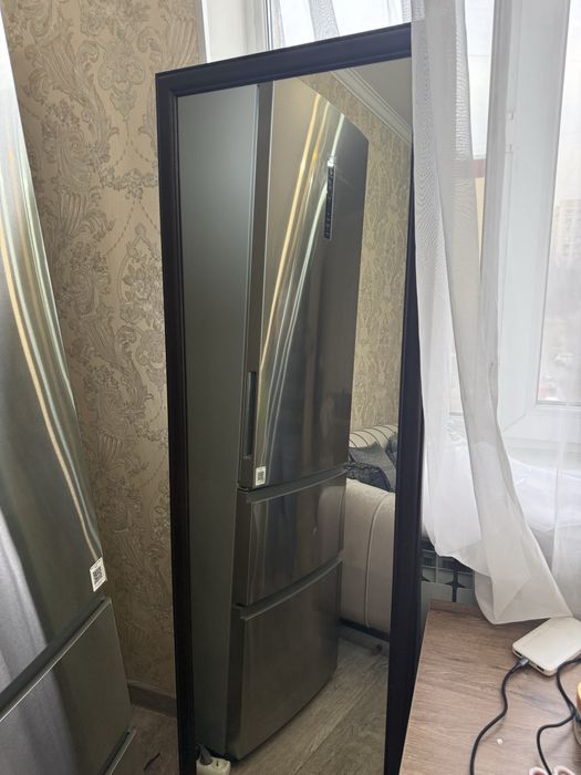 Продам зеркало в хорошем состоянии