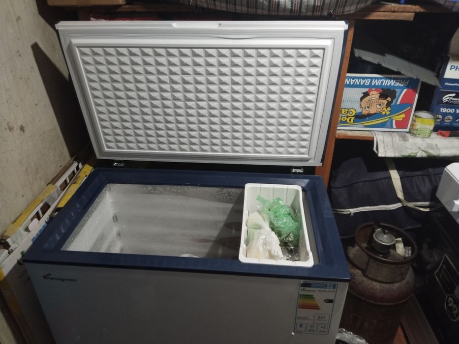 Продам срочно морозильник