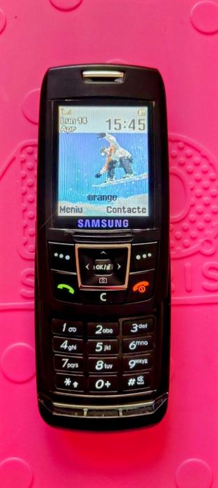 Telefoane cu butoane