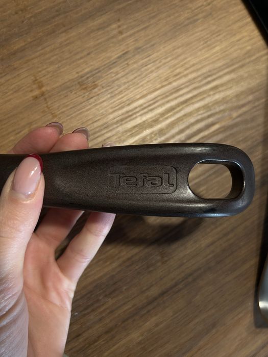 Tefal тиган незалепващ