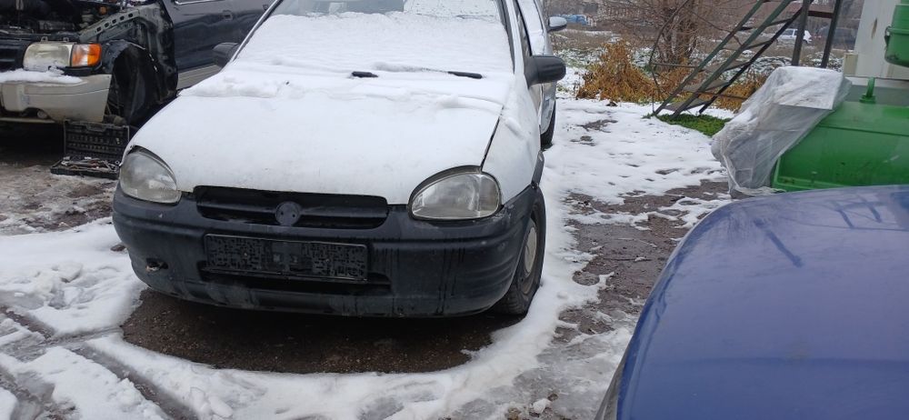 Opel corsa  1.2i   1994