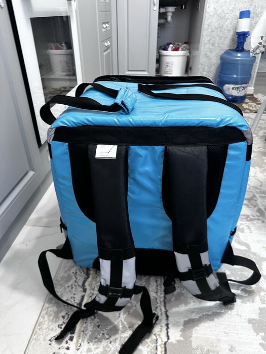 Wolt курьерская термосумка