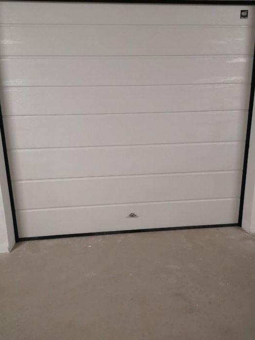 Дава се под наем Гараж / Паркомясто в София, Красно село - 18 кв.м за 129.54 € - Снимка #1