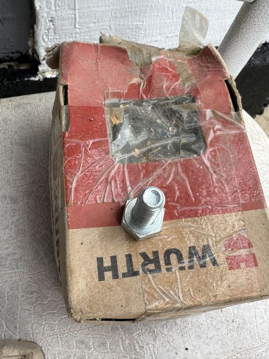 Болт, гайка, шайба