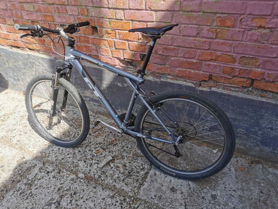 Bicicleta GT Avalanche 1.0