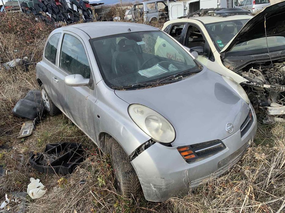 Nissan Micra 2005 на части