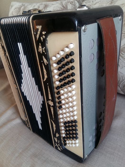 Продам баян