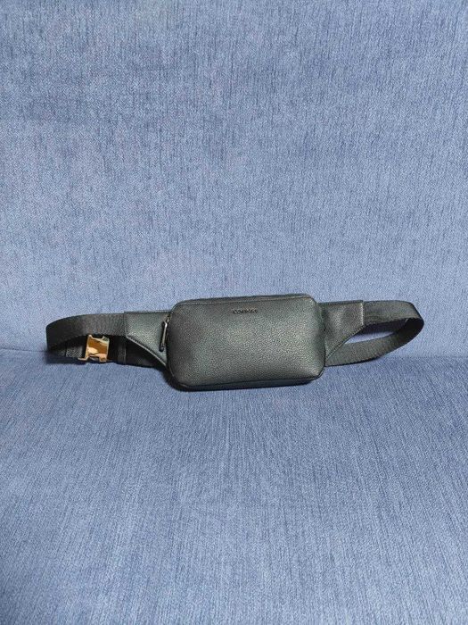 Бананка новая, Calvin Klein.