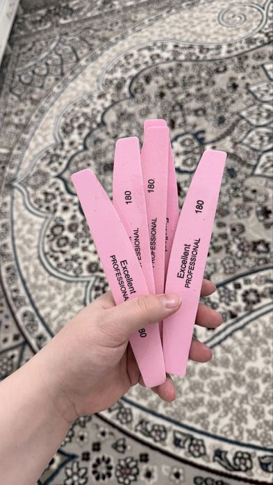 Лаки, маникюрные принадлежности