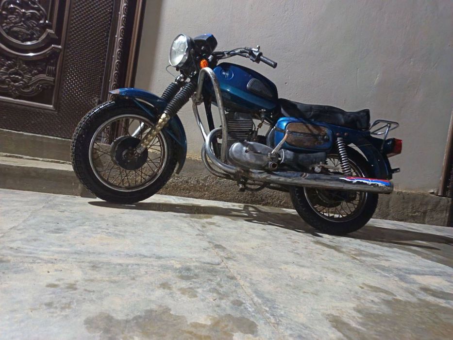 Moto dokument hammasi bor