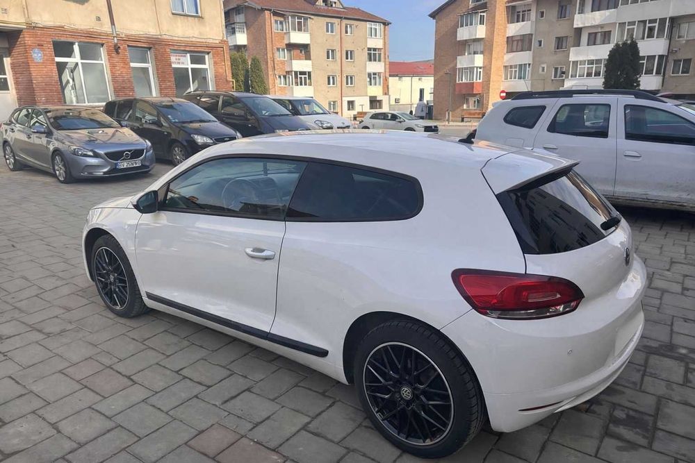 Vând VW Scirocco