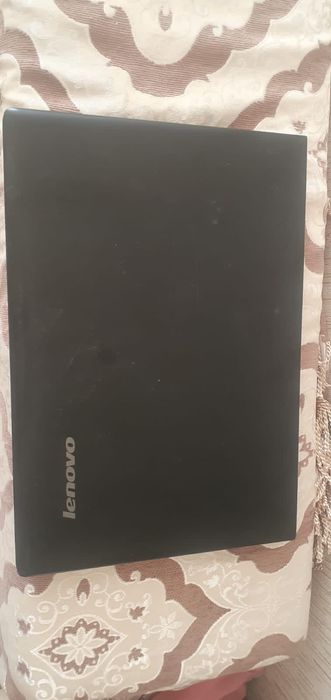 Продам ноутбук lenovo i core 3