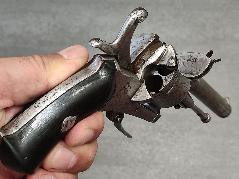 Lefaucheux / Белгийски  Револвер / Пищов