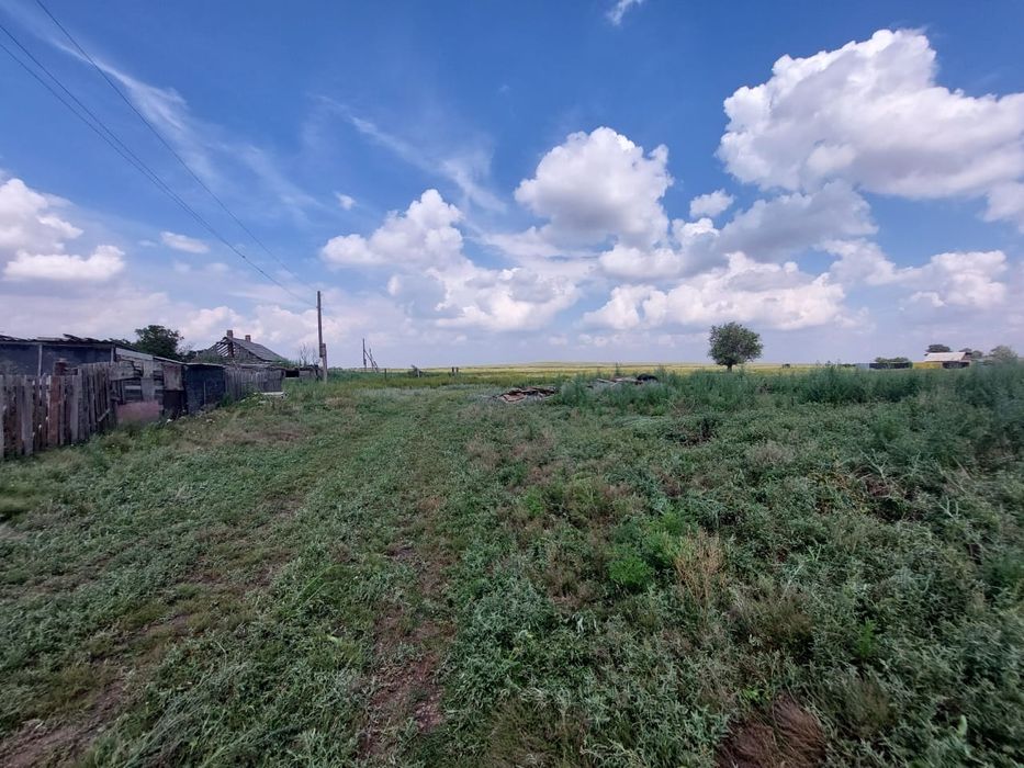 Продаю хороши дом. от города! Не долеко