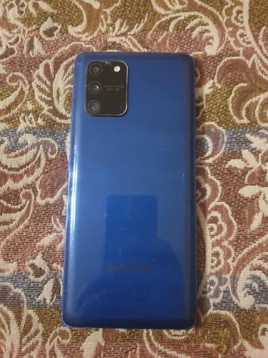 Samsung Galaxy S 10 Lite  6/128гб