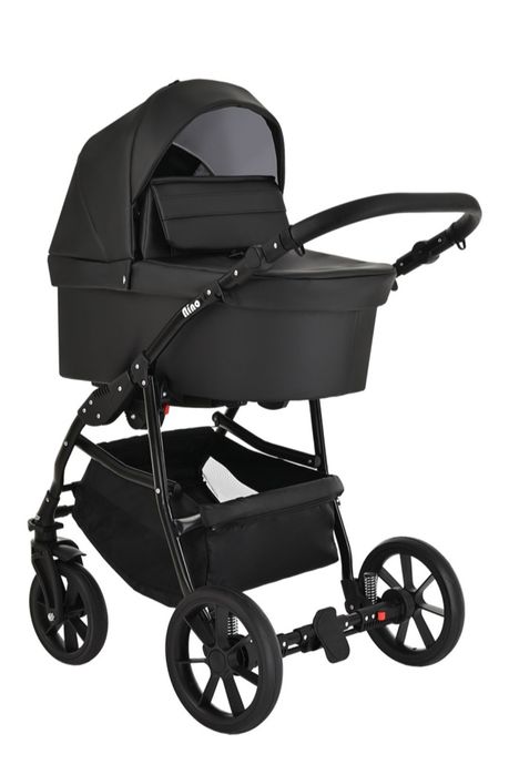 Продаётся коляска 2 в 1, Pituso Nina  производство Польша,.