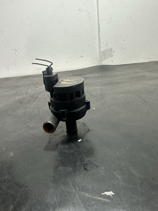 Pompa recirculare apa auxiliara Mercedes ML W164 ML320CDI
