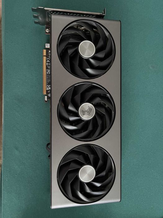 RX 7800XT Sapphire In Garantie