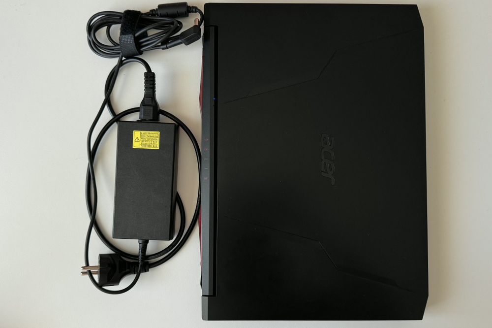 Геймърски Лаптоп Acer Nitro 5, 1000 GB SSD, 24 DDR4 3200MHz, Intel Core i5-11300H, NVIDIA GeForce RTX 3050 4GB GDDR6, WINDOWS 11
