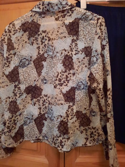 Compleu asortat bleumarin mărimea 44-46