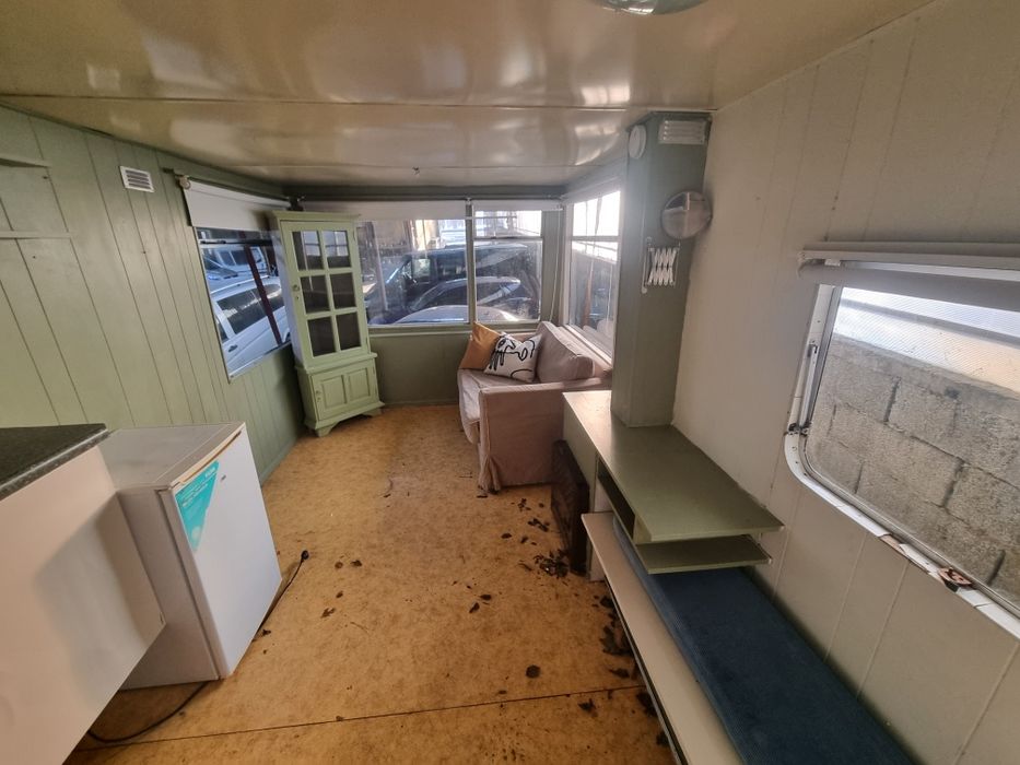 Casa mobila 750x250 living si dormitor