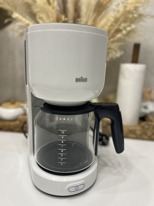 Кофеварка Braun.