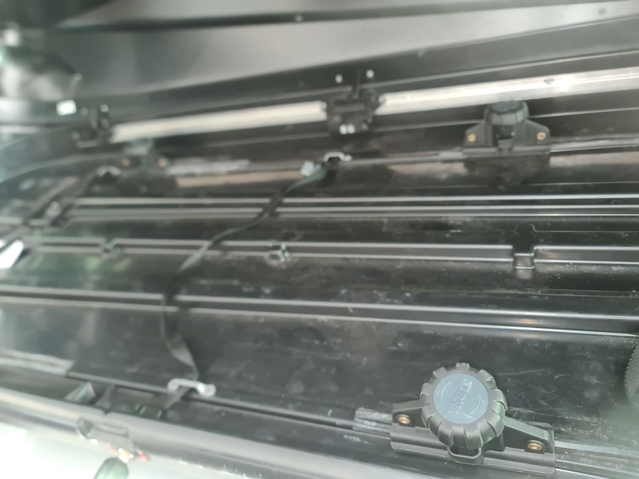 In chiriez cutie portbagaj/cufar bagaje