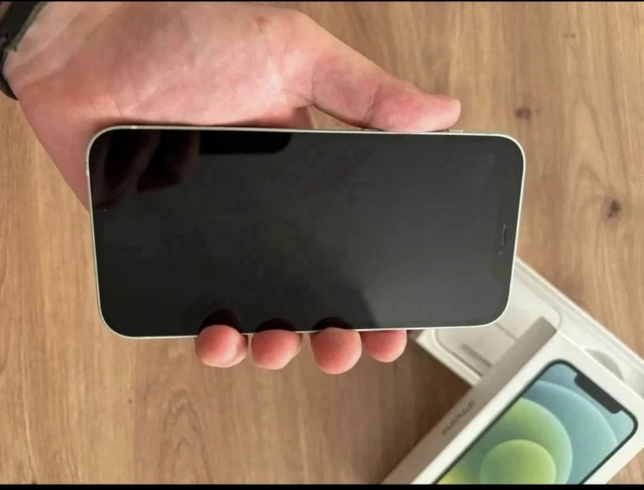 Iphone 12 64 gb 78% sanatatea bateriei