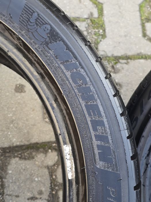 235 45 18 Michelin