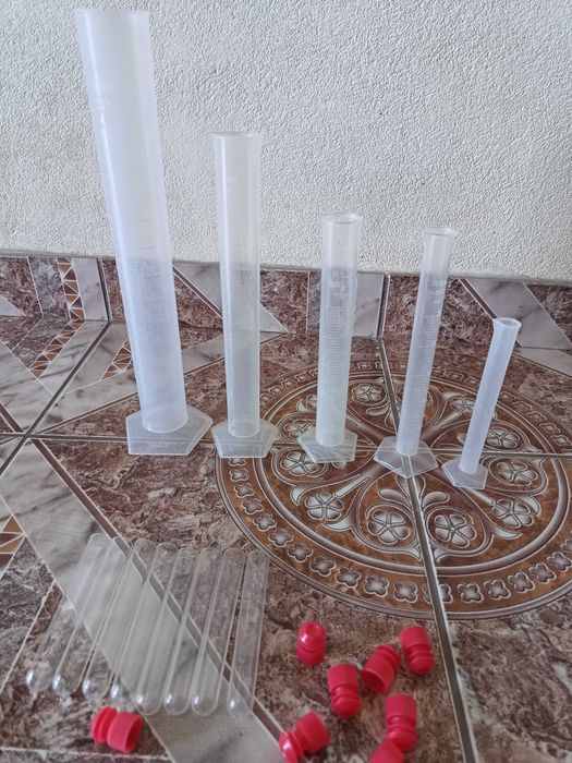 2 Set 13 obiecte/ recipiente laborator Chimie 250 ml etc+ 8 Eprubete