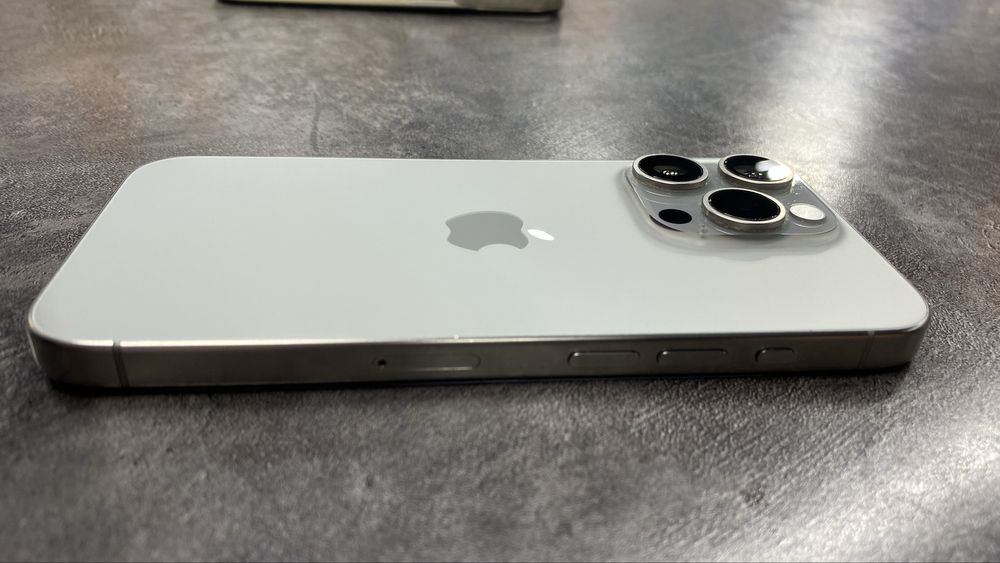 Айфон 15 про 256/86%