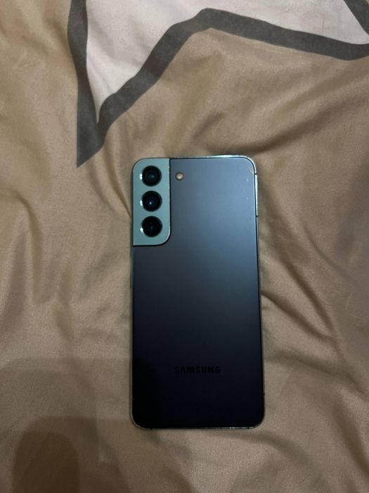 galaxy s22 8/256