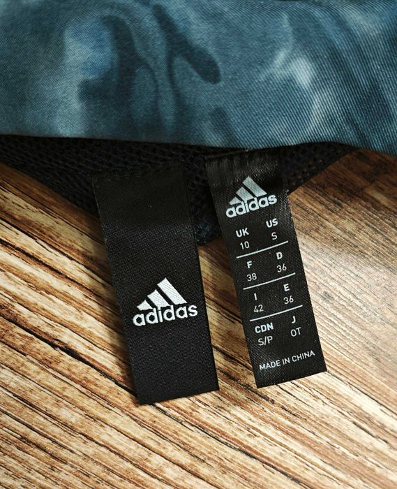 Adidas Cropped Дамско спортно яке размер S