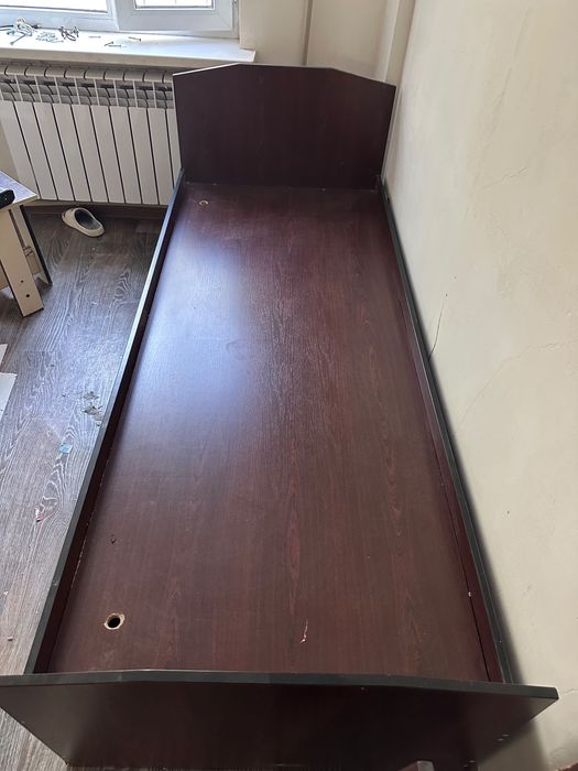 Срочно продам кровать