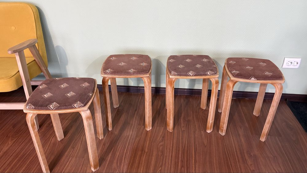 Табурет 4 шт крепкие