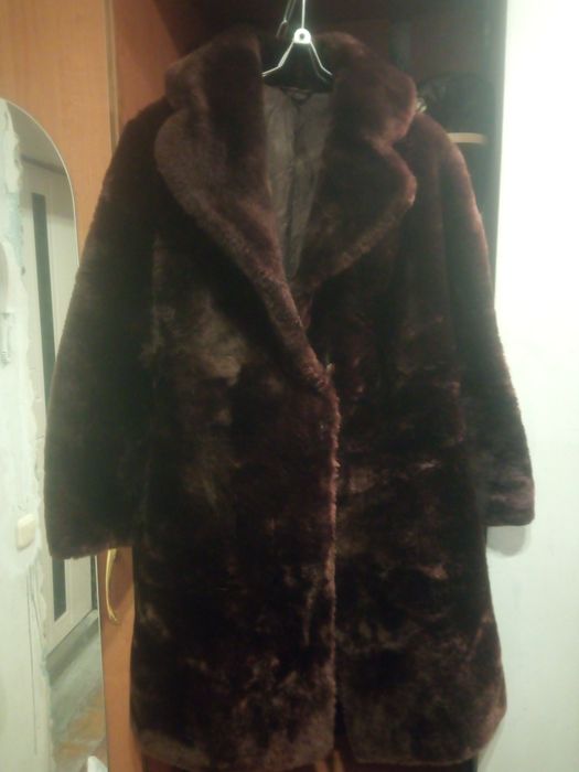 Продам  шубу мутон б/у