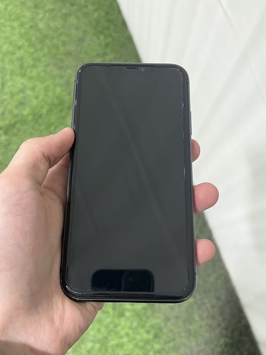 Айфон 11 черного цвета