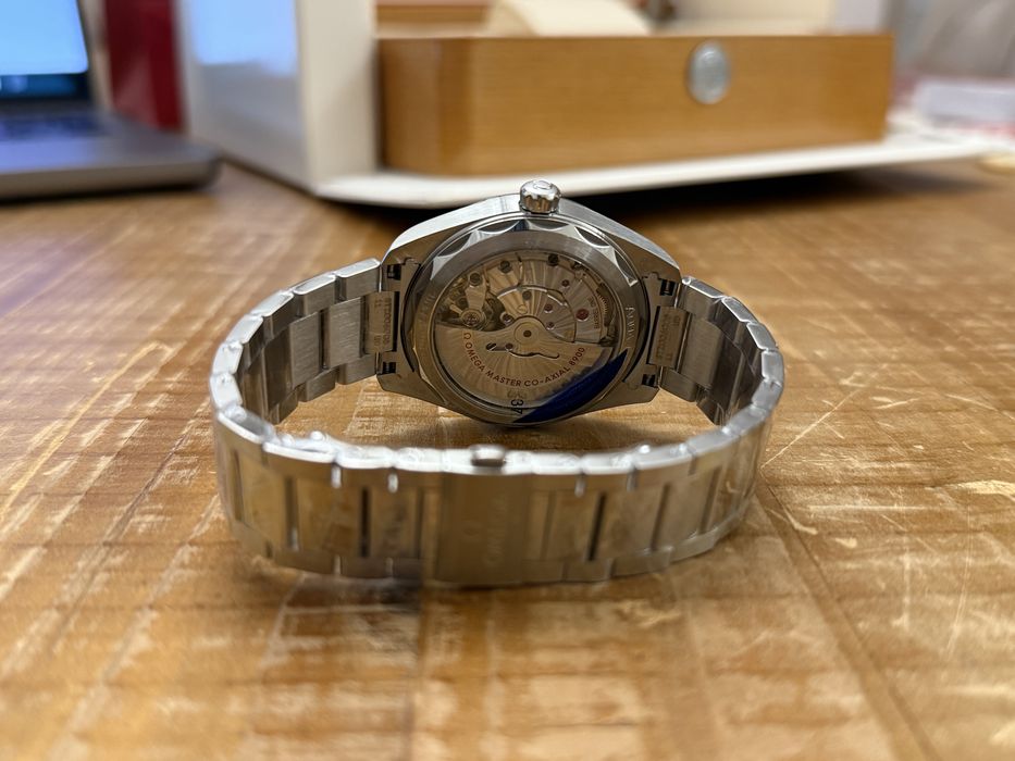 Часы Omega Seamaster