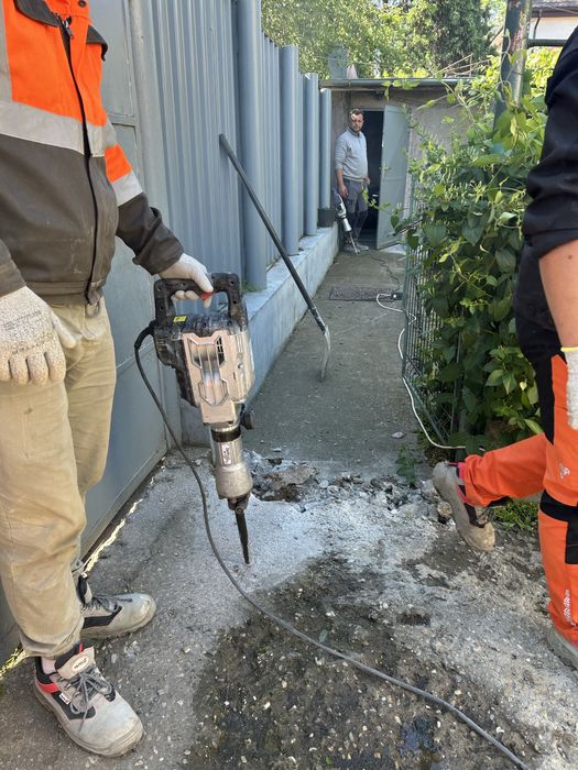 Inchiriez Picamer,Mai, Placa, Motoburghiu, Deujba beron, Scule!