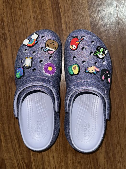 Crocs cu sclipici (glitter)