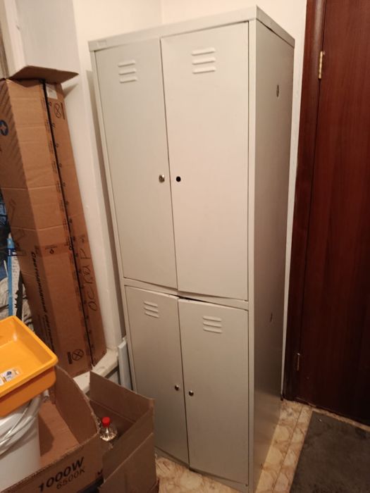 Шкаф металлический