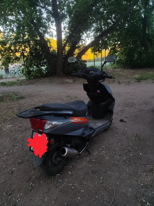 Продам скутер М11