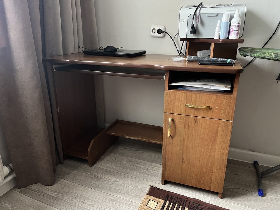 Компьютерный столик