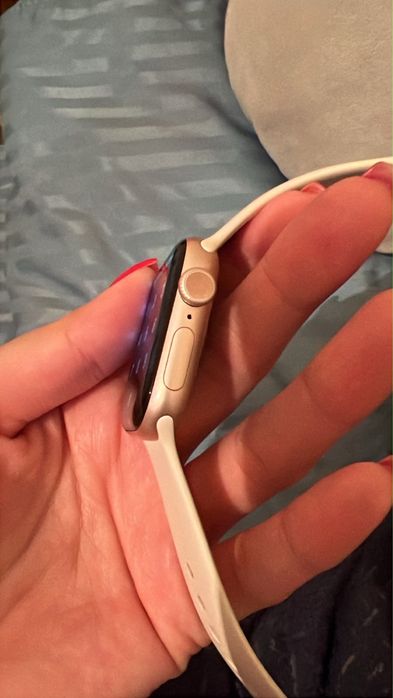 Продаю Apple Watch 10 серия
