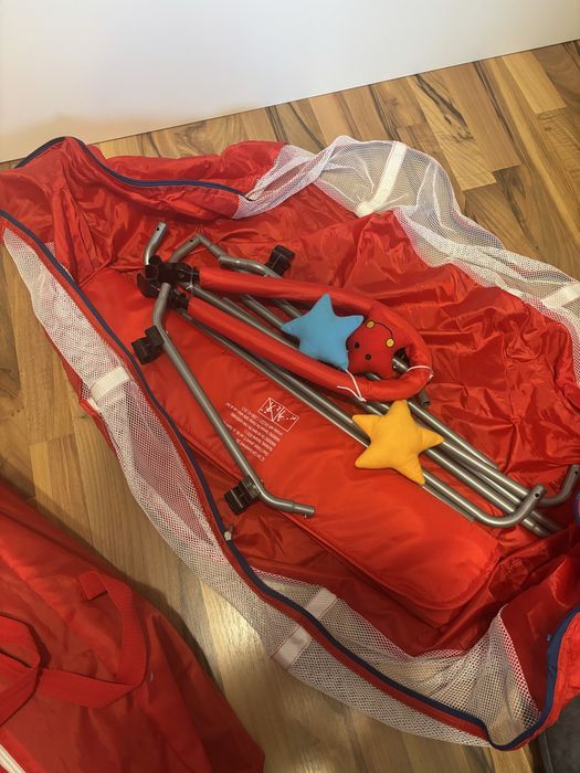 Vand patut pliant pentru bebelusi si copii