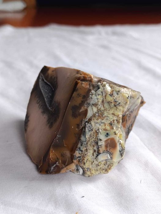 Натуральный камень агат