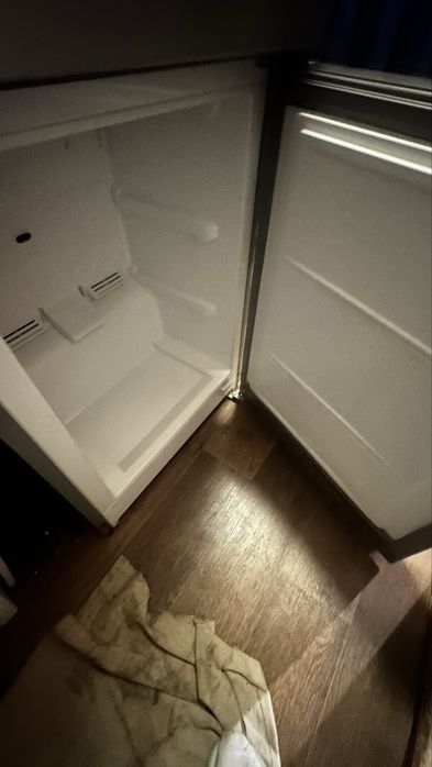 Холодильник Indesit