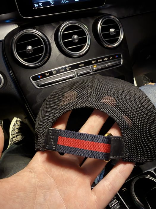 Sapca Gucci Kingsnake print GG Supreme baseball cap originala