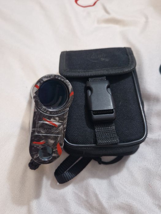 Далекомер Leica 900