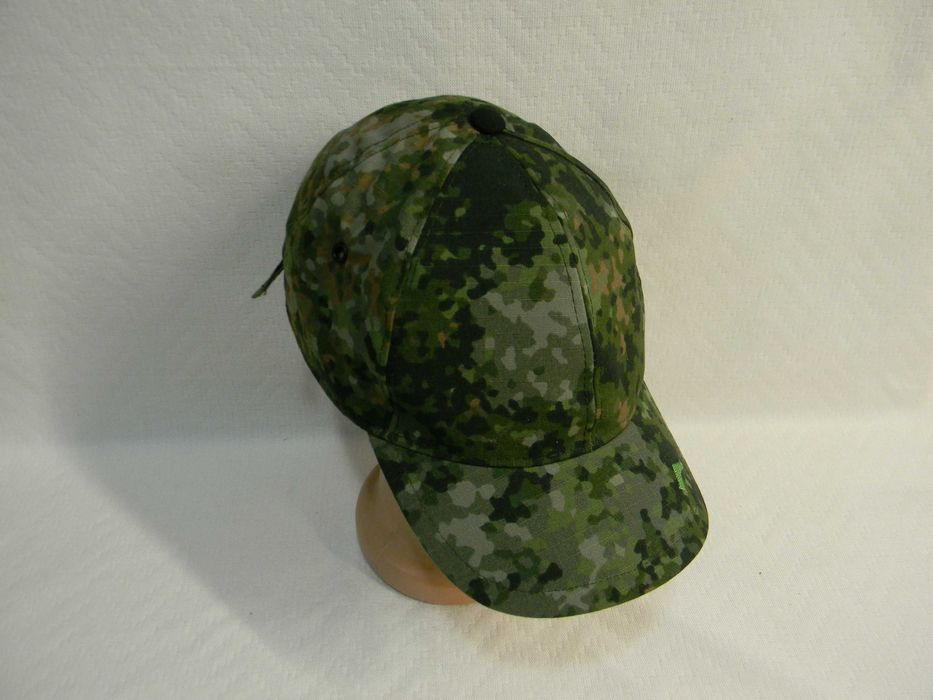 Sepci, berete, palarii. Producator.